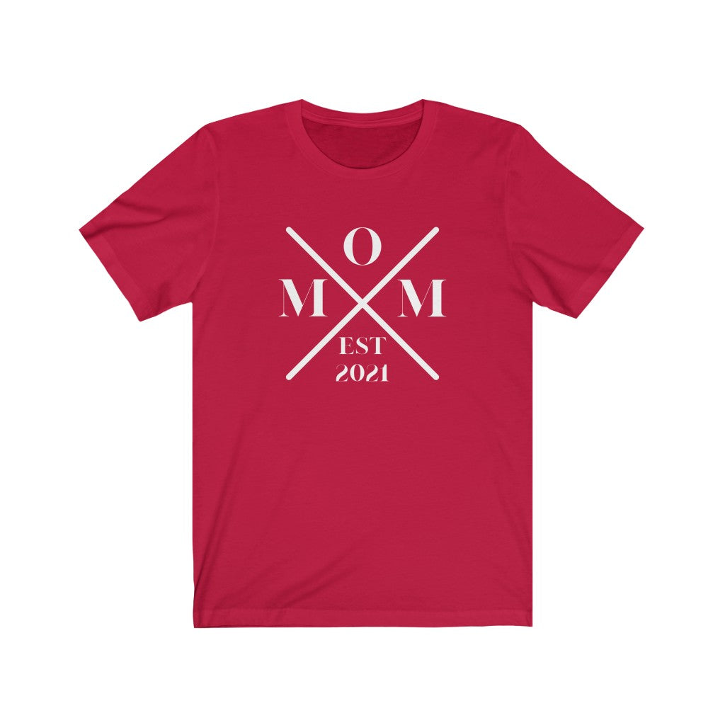 MOM EST. 2021 WOMEN'S STANDARD FIT T-SHIRT - SNG World