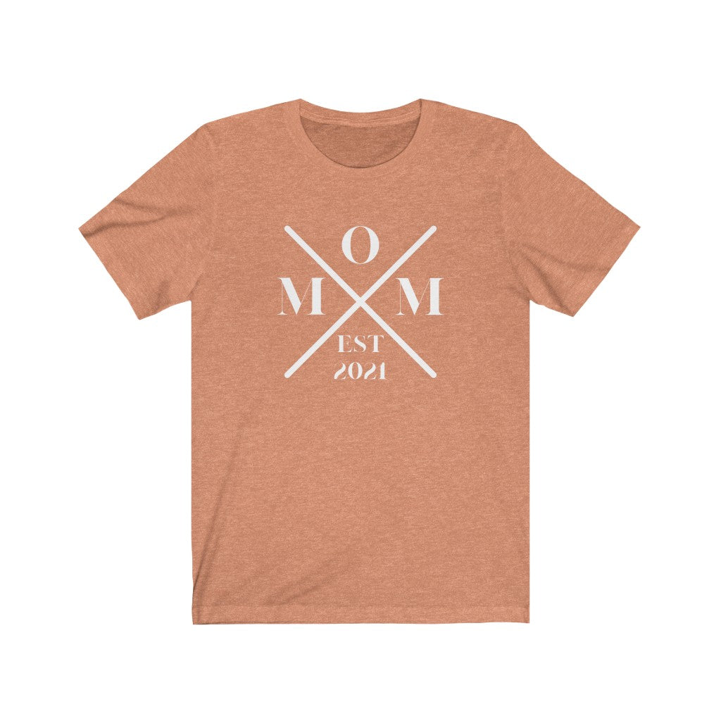 MOM EST. 2021 WOMEN'S STANDARD FIT T-SHIRT - SNG World
